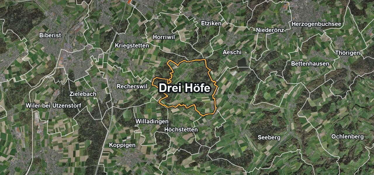 Luftbild von Drei Höfe mit Gemeindegrenze, Nachbargemeinden und Solareignung der Dächer