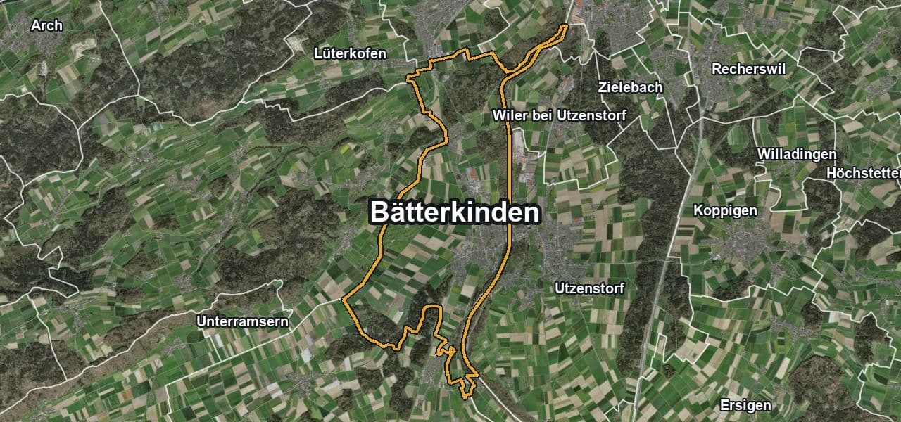 Luftbild von Bätterkinden mit Gemeindegrenze, Nachbargemeinden und Solareignung der Dächer