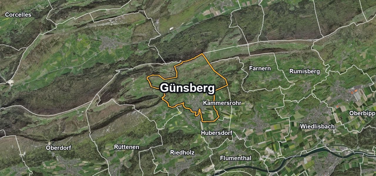 Luftbild von Günsberg mit Gemeindegrenze, Nachbargemeinden und Solareignung der Dächer