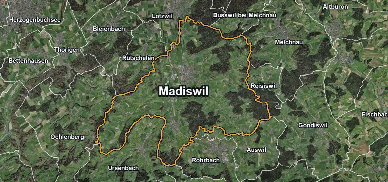 Luftbild von Madiswil mit Gemeindegrenze, Nachbargemeinden und Solareignung der Dächer