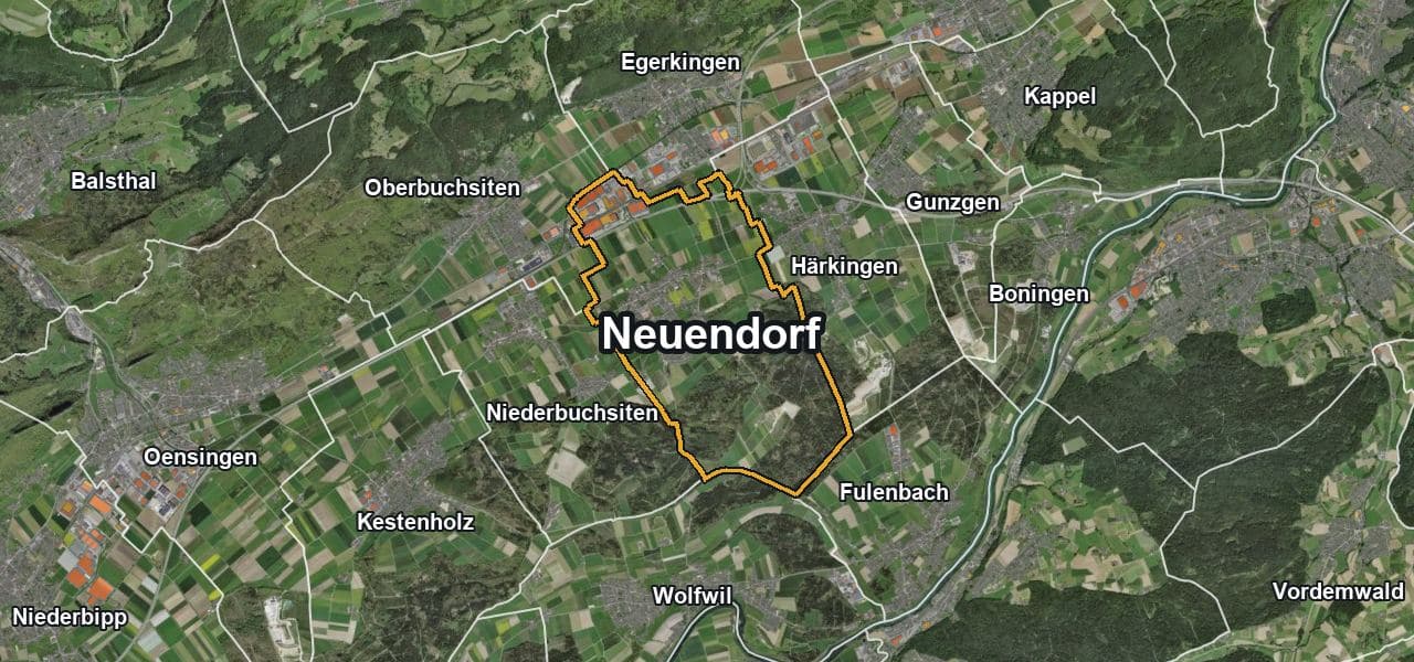 Luftbild von Neuendorf mit Gemeindegrenze, Nachbargemeinden und Solareignung der Dächer