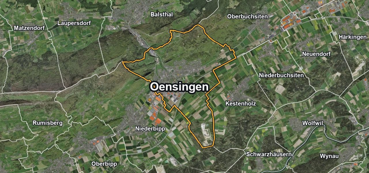 Luftbild von Oensingen mit Gemeindegrenze, Nachbargemeinden und Solareignung der Dächer